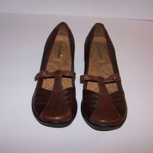 Hush Puppies Mary Jane Shoes 7.5 N